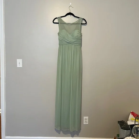 David's Bridal | Dresses | Davids Bridal Bridesmaid Dress Meadow Green Size  2 Light And Flowy | Poshmark